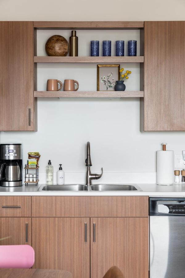 New Happy Trail 2Br Condo Close To Downtown トラバーズ・シティ エクステリア 写真