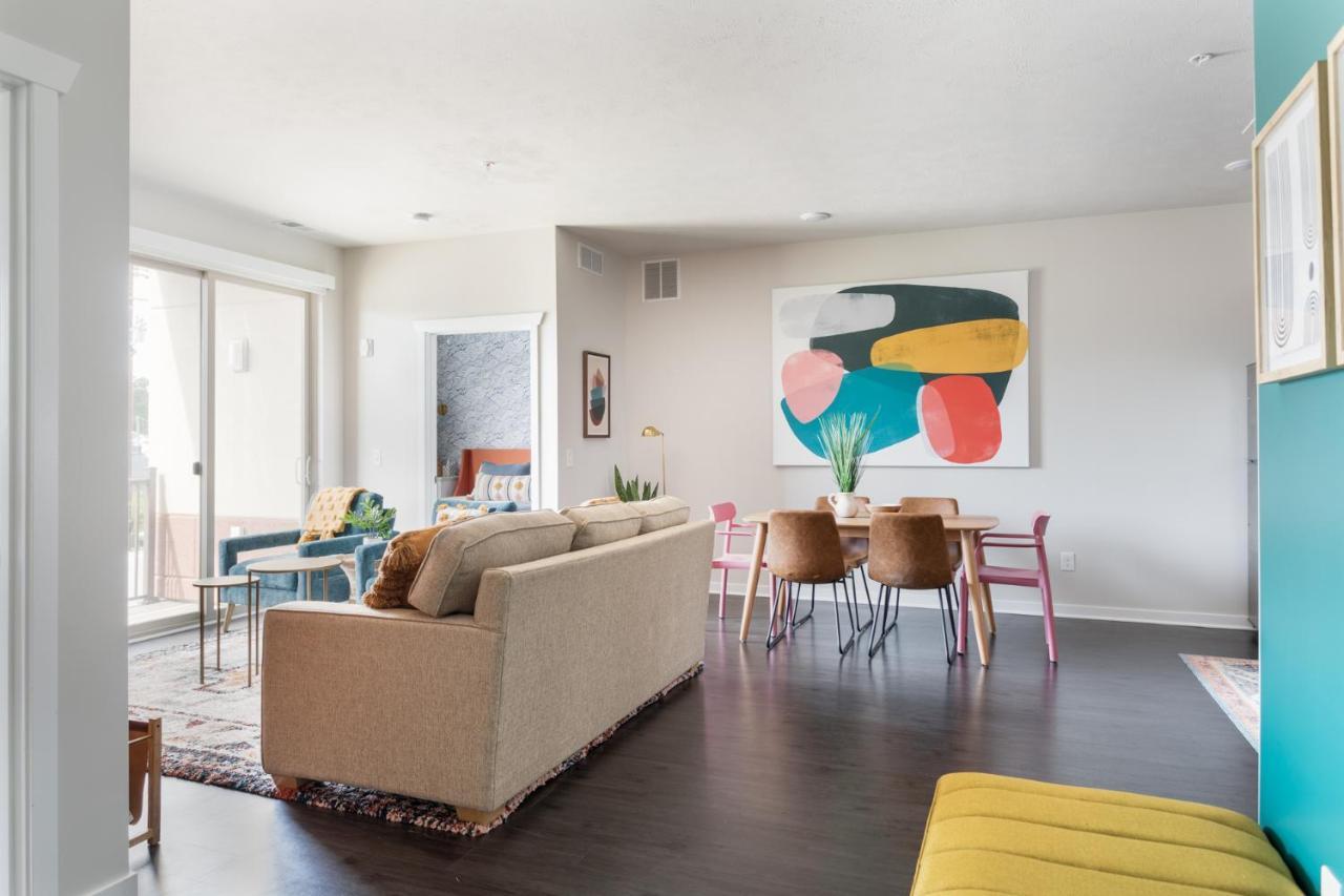 New Happy Trail 2Br Condo Close To Downtown トラバーズ・シティ エクステリア 写真