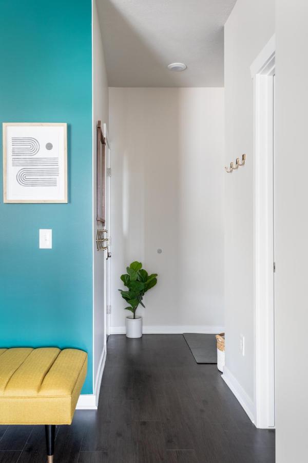 New Happy Trail 2Br Condo Close To Downtown トラバーズ・シティ エクステリア 写真